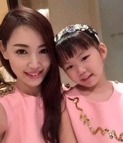 宋喆:被曝已得到減刑提前出獄,馬蓉移民國外後,現狀窘迫引熱議