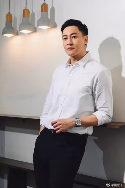 被全網嫌丑，卻讓高圓圓公開表白：47歲的他，憑什麼啊！？？