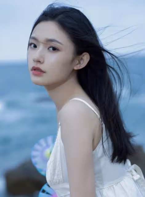 三字離婚男星與00後冷艷小花戀愛？女方疑隱婚生子，馮紹峰等躺槍