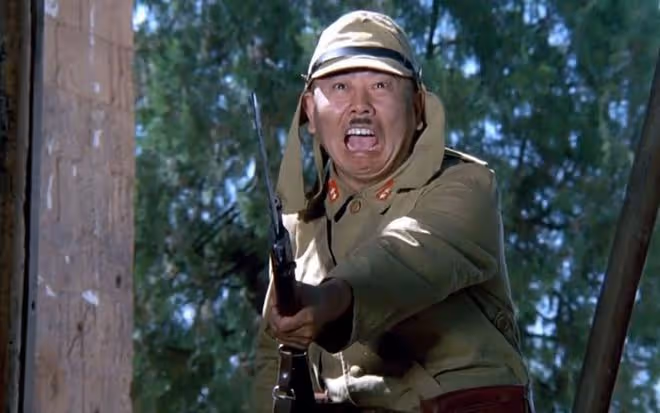 潘長江闢謠移民傳言!稱根就在這哪也不去,此前賣假酒被全網抵制