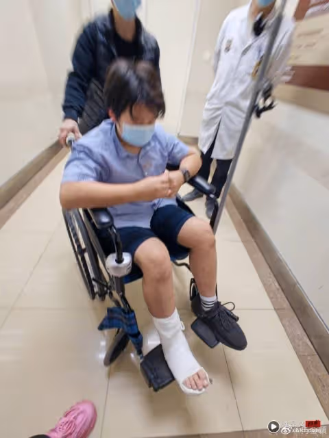 《爸爸 3》軒軒韌帶斷裂!無緣籃球比賽…哭了