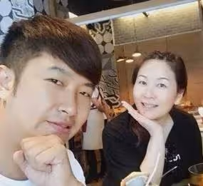 才說停經不生了!52歲張秀卿「拿到送子觀音法器」傳好消息 擲筊後落淚「一定努力當媽媽」:緣分太玄