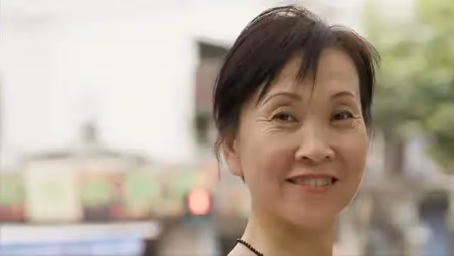 住在兒子家14年,聽到兒媳和兒子的對話,我和老伴連夜逃回了老家