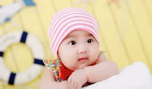 住在兒子家14年,聽到兒媳和兒子的對話,我和老伴連夜逃回了老家