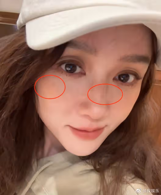 44歲陳喬恩近照曝光,無濾鏡懟臉拍臉上雀斑搶鏡,嘴角笑紋好真實