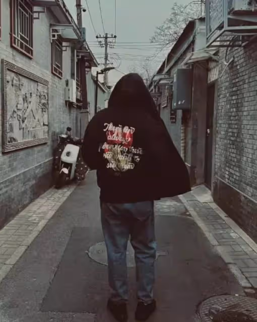 杜海濤自信曬照,瘦下來衣服松垮顯肥大,沈夢辰花式誇讚老公好甜