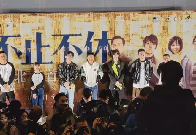 張頌文新片首映,王俊凱等眾星到場支持,《狂飆》劇組來了4個人