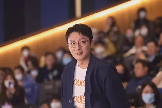 張頌文新片首映,王俊凱等眾星到場支持,《狂飆》劇組來了4個人