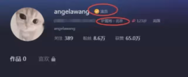 李湘否認主持浪姐,意外曝光女兒生圖,王詩齡臉寬頭大像變了個人