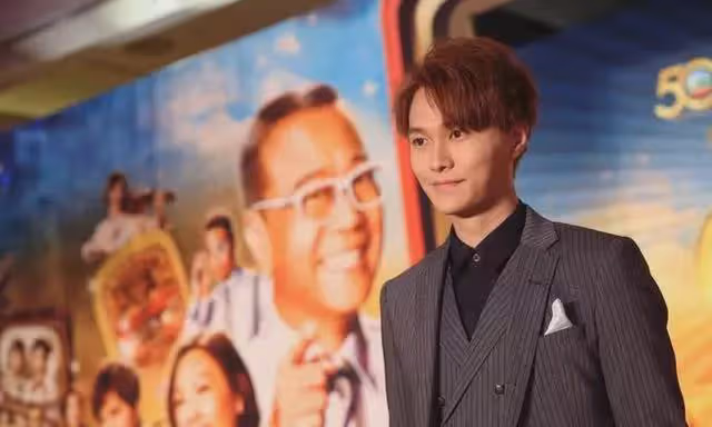 王浩信30秒被扇21個耳光,挺「享受」,岳雲鵬:回內地拍戲是對的