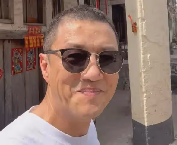 李亞鵬也嗑鋒菲CP,手動點贊前妻牽手視頻,是祝福還是意難平?