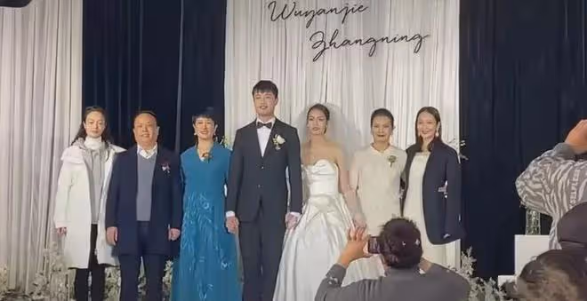 大瓜!何九華被曝疑搬進王鷗5000萬豪宅,女方去年年底曾被曝懷孕