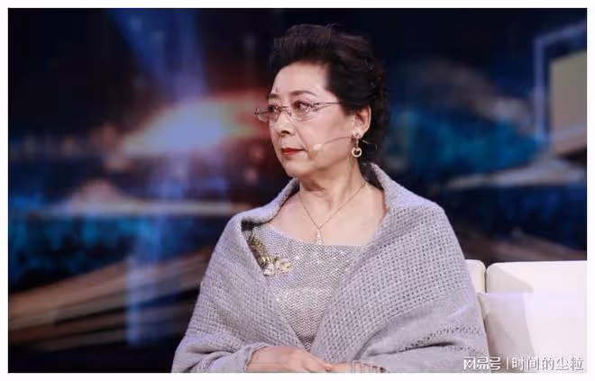 國家一級演員攜老公住頂級養老院,最高需500萬元,最低需200萬元