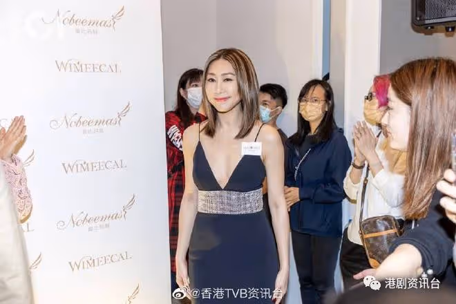與黃宗澤出活動被瘋狂隔空集郵！胡定欣淡妝獲讚年輕分享保養心得