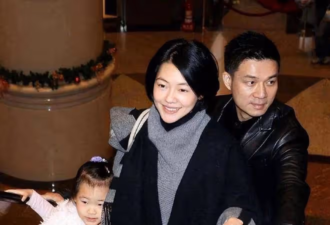 小S吐槽完許雅鈞是隱形爸爸,這邊就和舞蹈老師熱舞發泄情緒