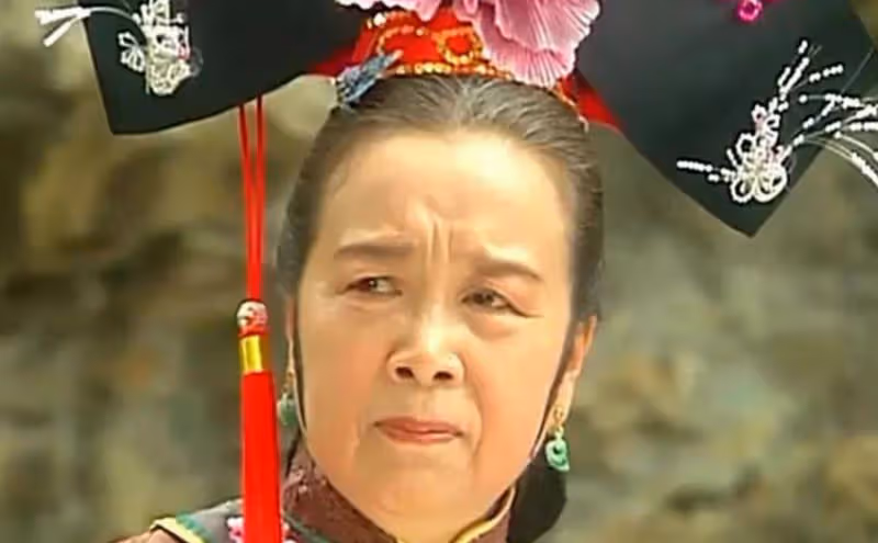 「容嬤嬤」年輕時是校花？原以為開玩笑，看到年輕時的照片驚艷了