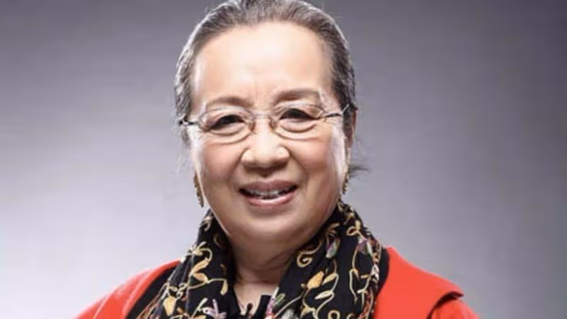 「容嬤嬤」年輕時是校花？原以為開玩笑，看到年輕時的照片驚艷了