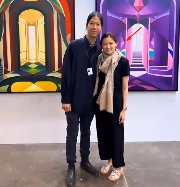 章澤天和梁安琪現身藝術展,霍震霆與鄭志剛等富豪一起現身