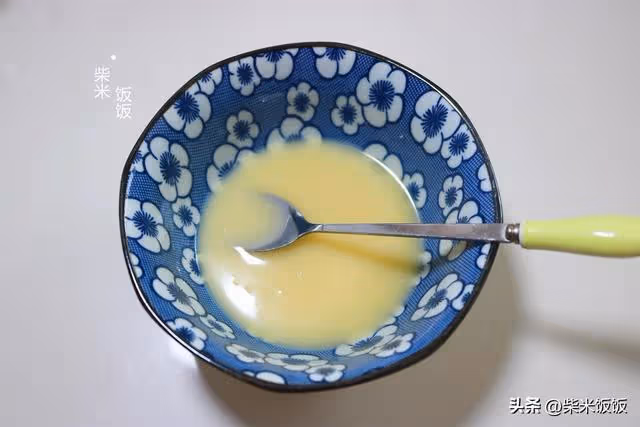 一次發酵的豆沙餅，做法簡單，外酥里軟，熱涼都好吃