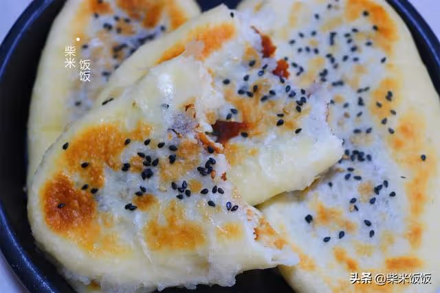 一次發酵的豆沙餅，做法簡單，外酥里軟，熱涼都好吃
