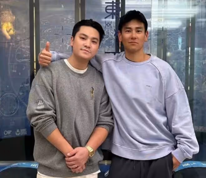 香港藝術展大咖雲集!鄧文迪梁安琪氣場大,奧運冠軍張怡寧罕露面