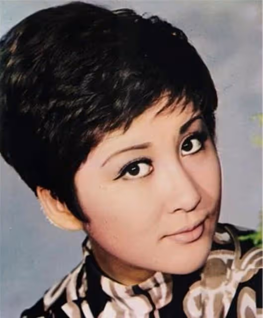 時隔49年,李小龍死因有了新發現,專家指出:他死前喝了大量的水