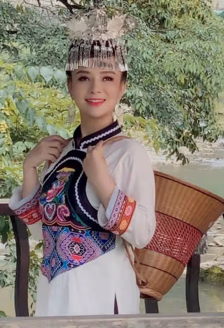 盲人歌手劉賽:爆紅後倒貼300萬嫁農村小伙,如今丈夫成她的驕傲