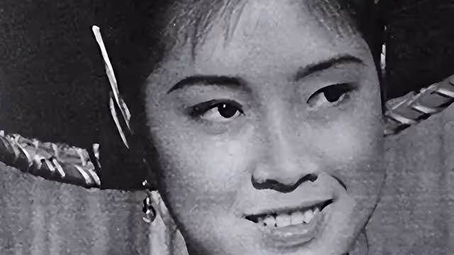 曾經的劉三姐扮演者,野心膨脹出賣色相誘惑官員,槍斃時仍不服