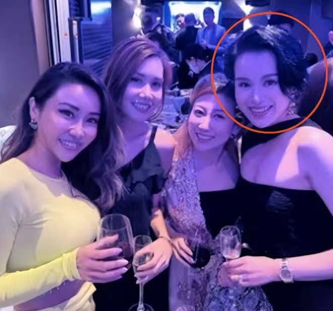 胡杏兒為50歲丈夫慶生,party隆重如婚宴現場,3個兒子全是帥哥