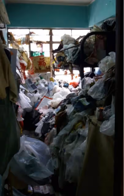 郭富城身價90億!姊姊住垃圾屋「到處堆滿雜物」姊弟際遇大不同 她自爆「家裡百萬財物消失」被迫搬到女兒家