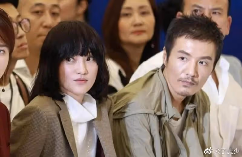 她玩了9個男人,卻依舊是頂流