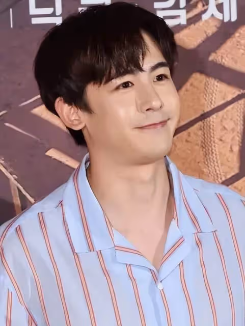 韓國的空氣是有酵母嗎?為什麼男明星一個接一個變得油膩