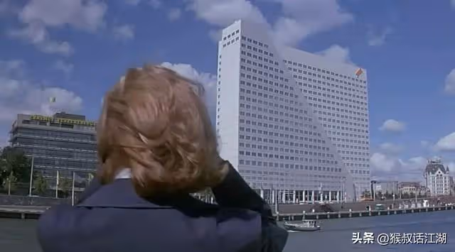 連載5：成龍在外國有多火？取景非洲，這國直接送飛機