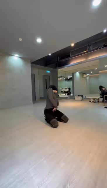 小S跳舞動作露骨，與緋聞舞蹈老師纏綿，摸男方屁股和襠部引熱議