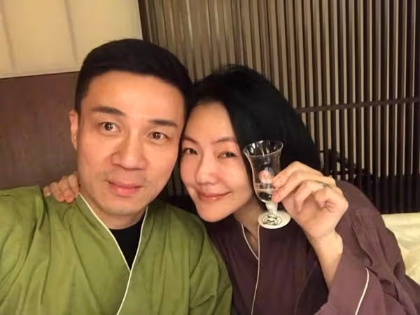 小S跳舞動作露骨，與緋聞舞蹈老師纏綿，摸男方屁股和襠部引熱議