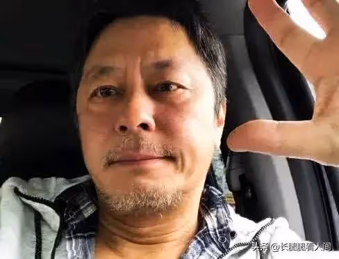穿越半個世紀的愛情,34歲梁洛,與60歲的王傑,疑似好事將近