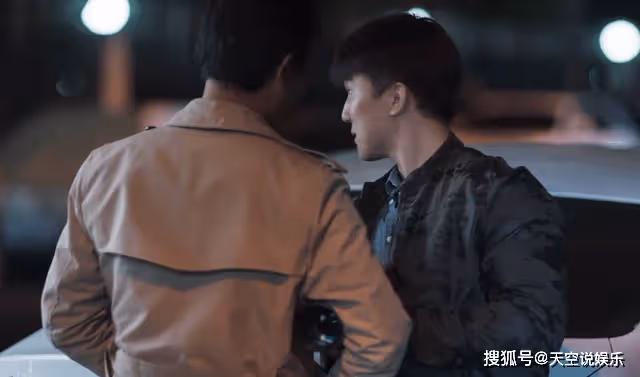 《春日暖陽》外表單純內心陰暗！借松楊上位的童畫，吃相太難看