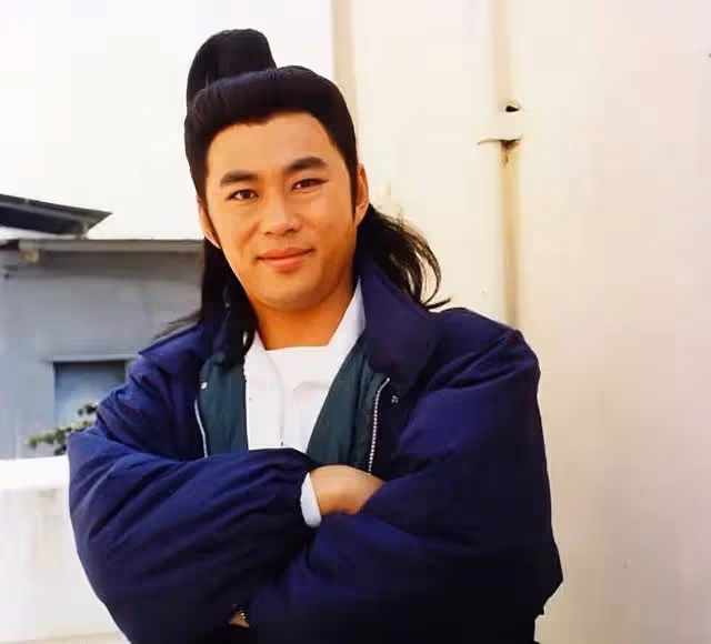 TVB前知名男星變滄桑!賣保險年薪百萬,婚內出軌下屬獲妻子原諒