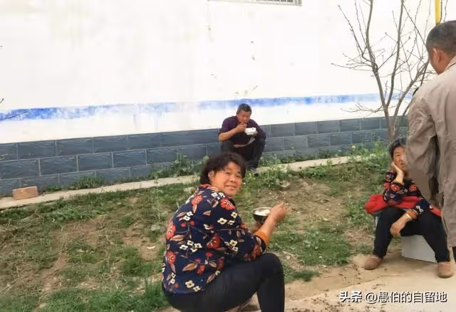 媽媽跳河了,我以為是奶奶逼的,真相卻出乎意料!