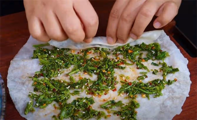香椿辣子，能讓你多吃3碗飯的下飯醬，又香又辣，簡單家常又美味