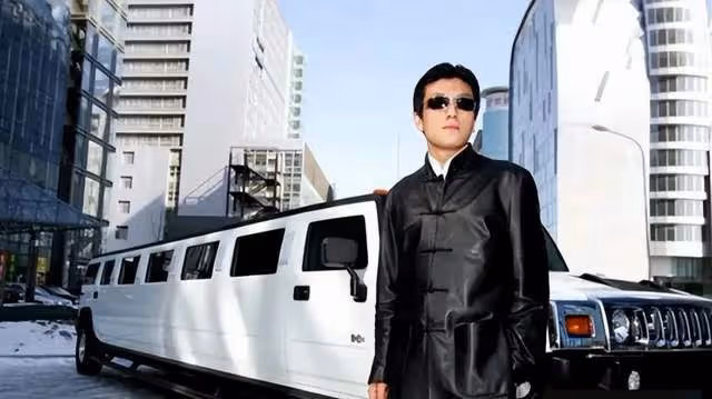 楊子和李亞鵬第一次會面畫風絕了,網友神評:兩個大忽悠抬轎子