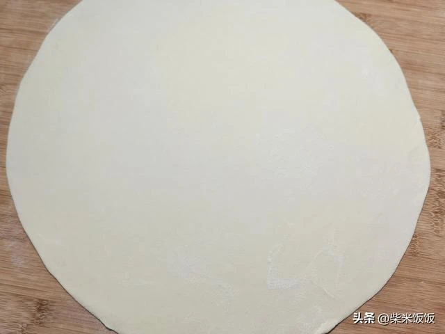 晚上揉面早上做，每人一碗，早餐吃得好滿足