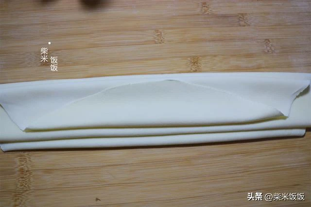 晚上揉面早上做，每人一碗，早餐吃得好滿足