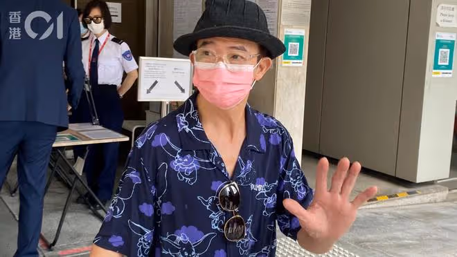 梅艷芳哥哥昏迷入院，查出患有腫瘤，99歲梅媽指責他財迷心竅