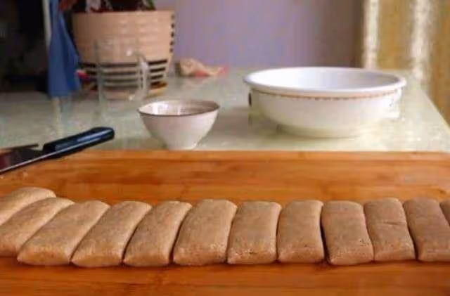 花生新吃法，不用炸不用煮，出鍋比肉香滋味，3斤花生不夠吃