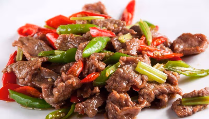 肉怎麼炒才嫩？酒店後廚都在用的4個小技巧，怪不得飯菜那麼的貴