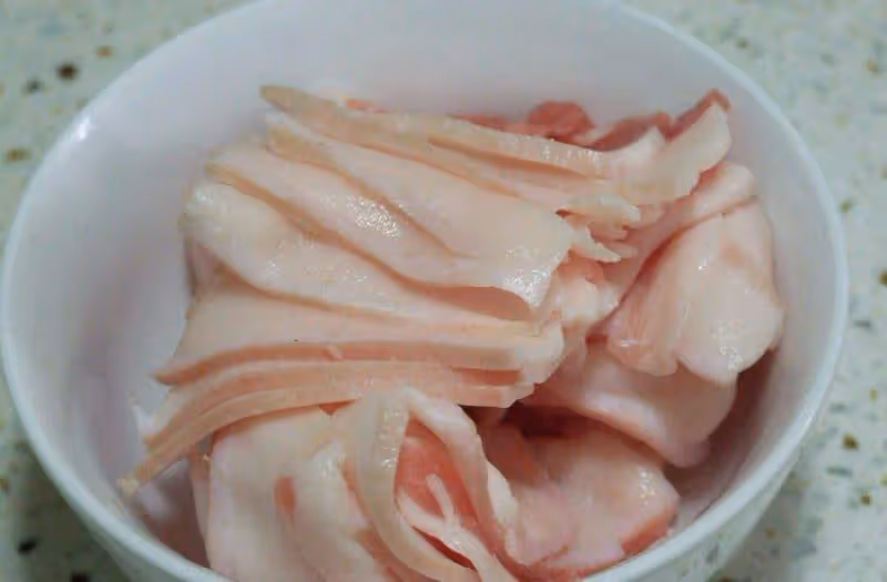 肉怎麼炒才嫩？酒店後廚都在用的4個小技巧，怪不得飯菜那麼的貴