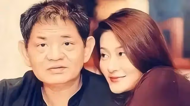 男友妻妾成群，她仍往上撲，離開大佬走投無路後，她一躍而下