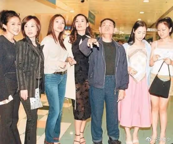 男友妻妾成群，她仍往上撲，離開大佬走投無路後，她一躍而下