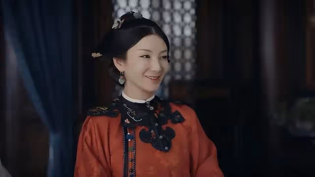 頂著一張「假」臉演戲？這4個整容女星，看到後確實不入戲